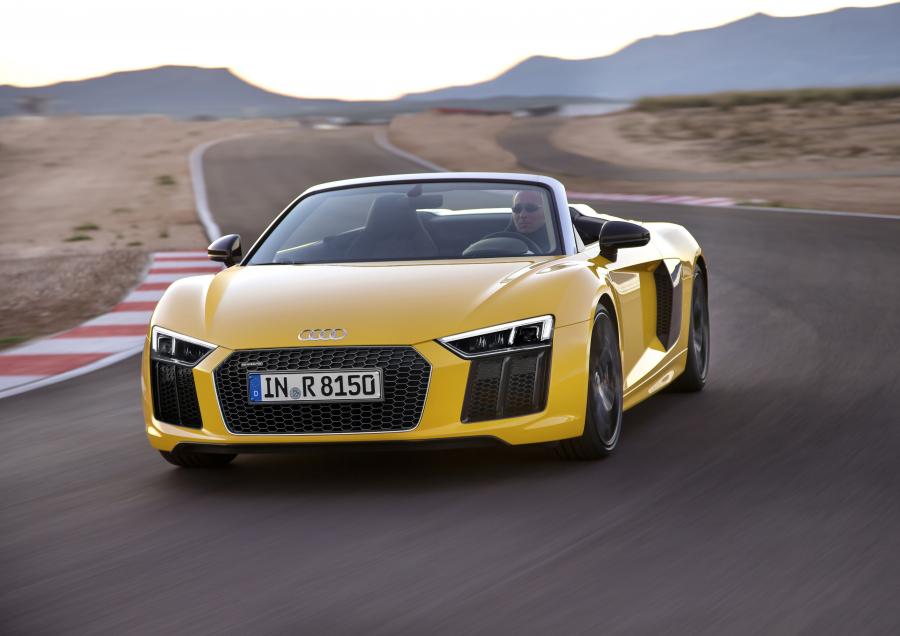  Audi R8 Spyder V10 2016 года  (WW) (фото 41 из 61)